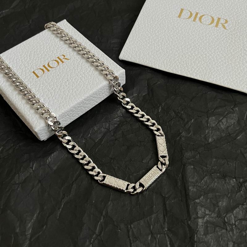 Dior Necklace 05yxh07 (2)