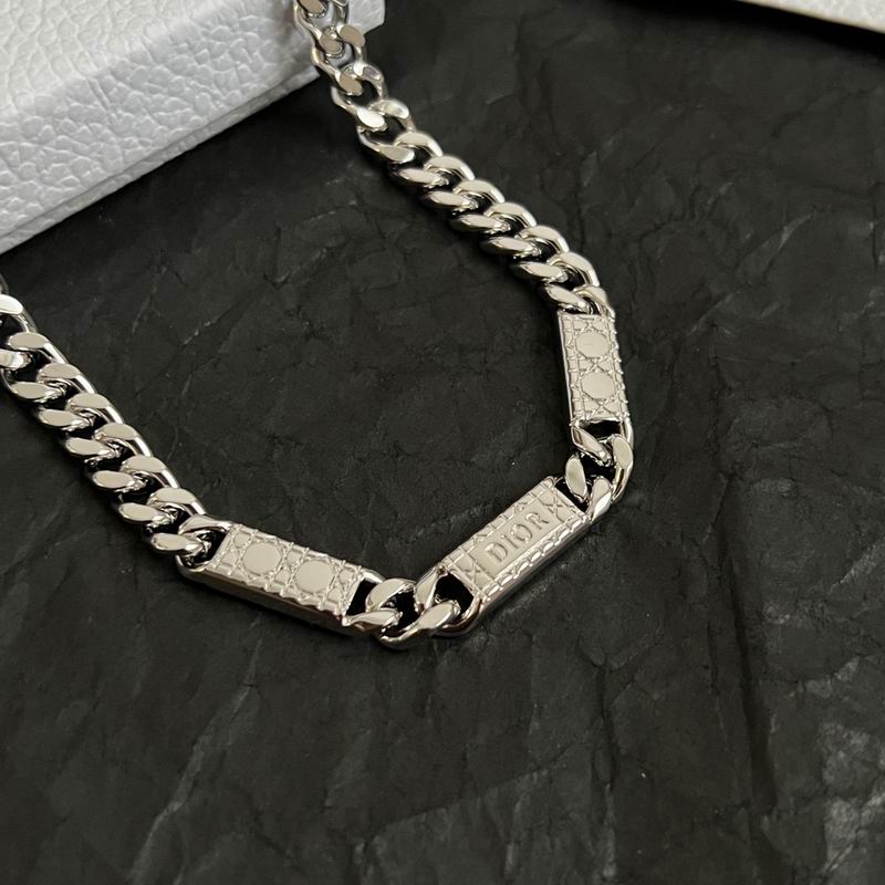 Dior Necklace 05yxh07 (4)