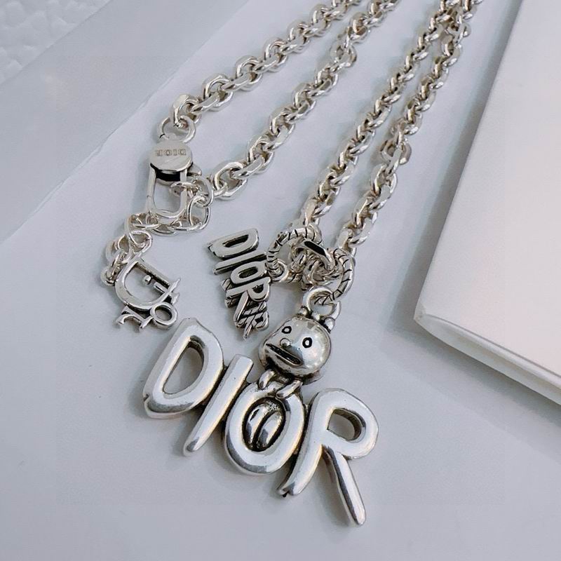Dior Necklace 05yxh26 (6)