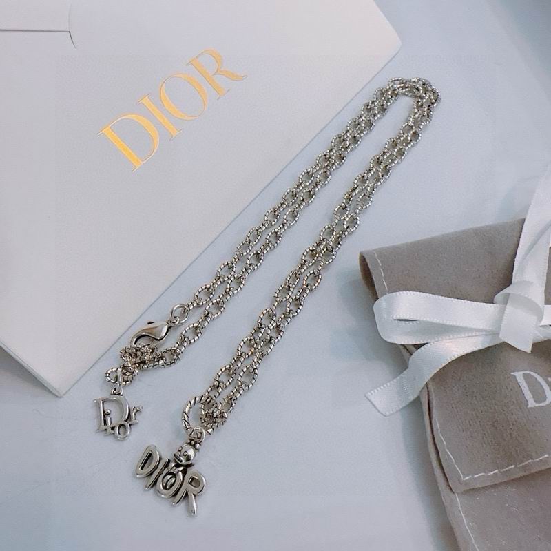 Dior Necklace 05yxh29 (3)