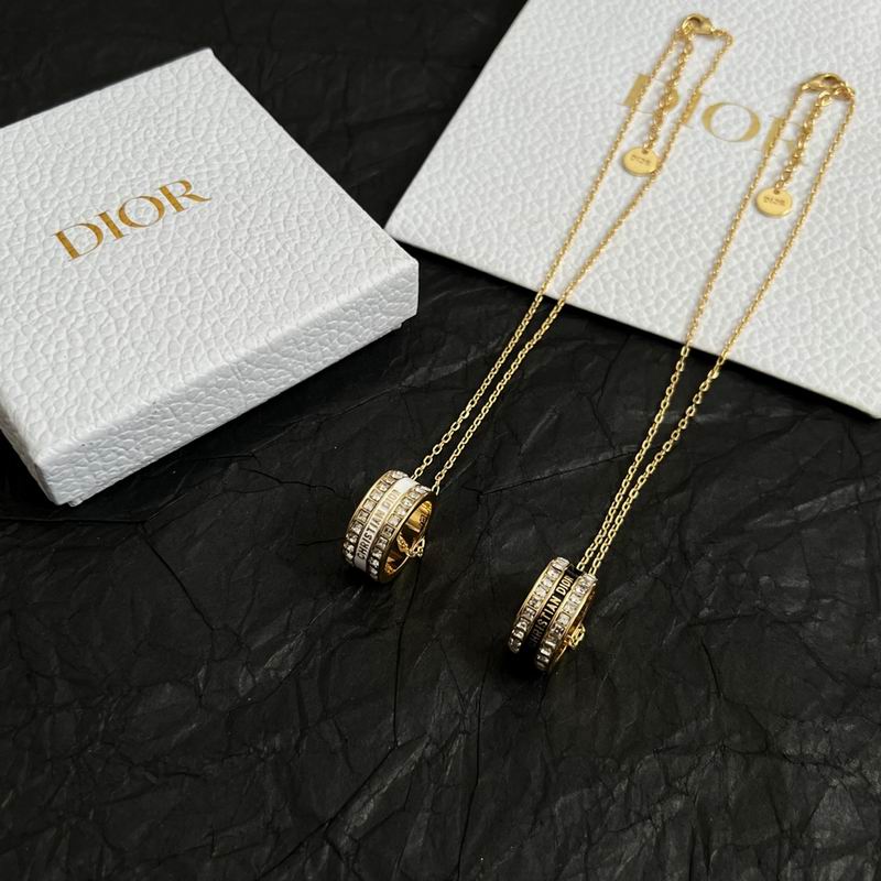 Dior Necklace 05yxh30 (3)