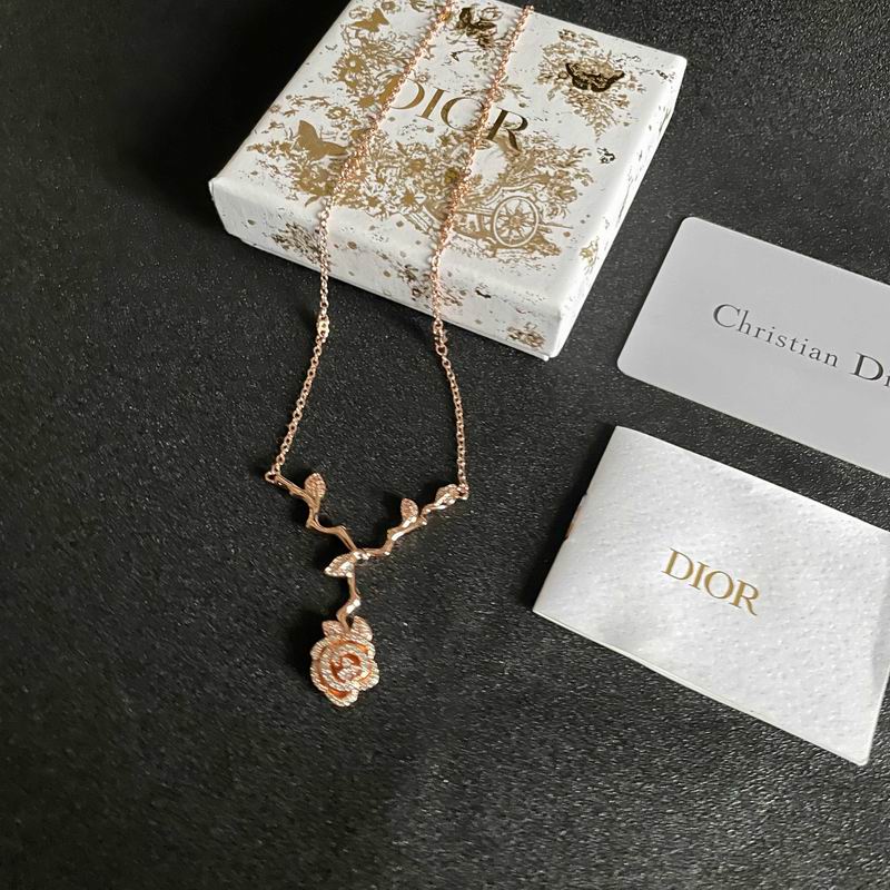 Dior Necklace 05yxh38 (2)