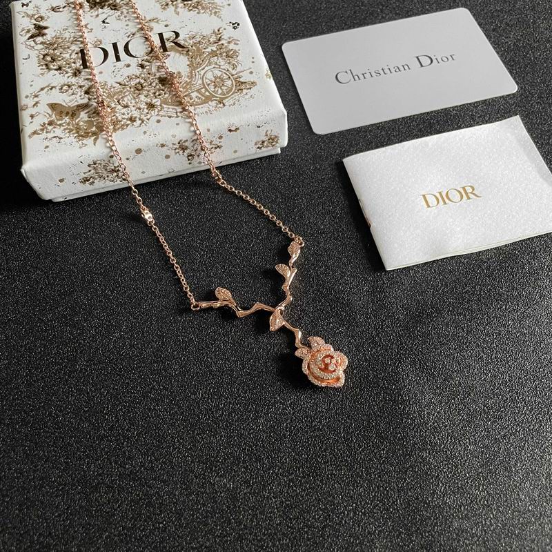 Dior Necklace 05yxh38 (3)