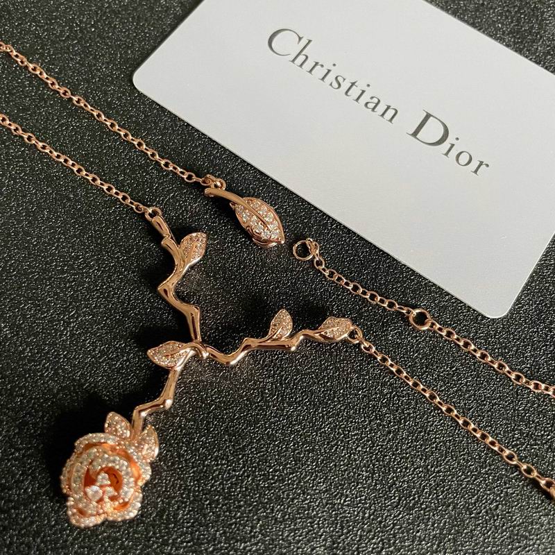 Dior Necklace 05yxh38 (4)