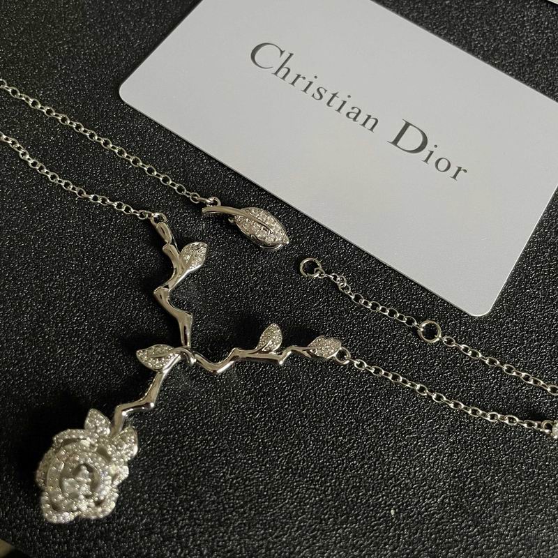 Dior Necklace 05yxh38 (7)