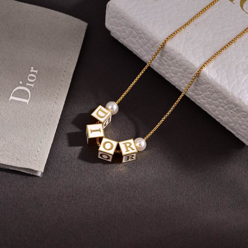 Dior Necklace 05yxh41 (3)