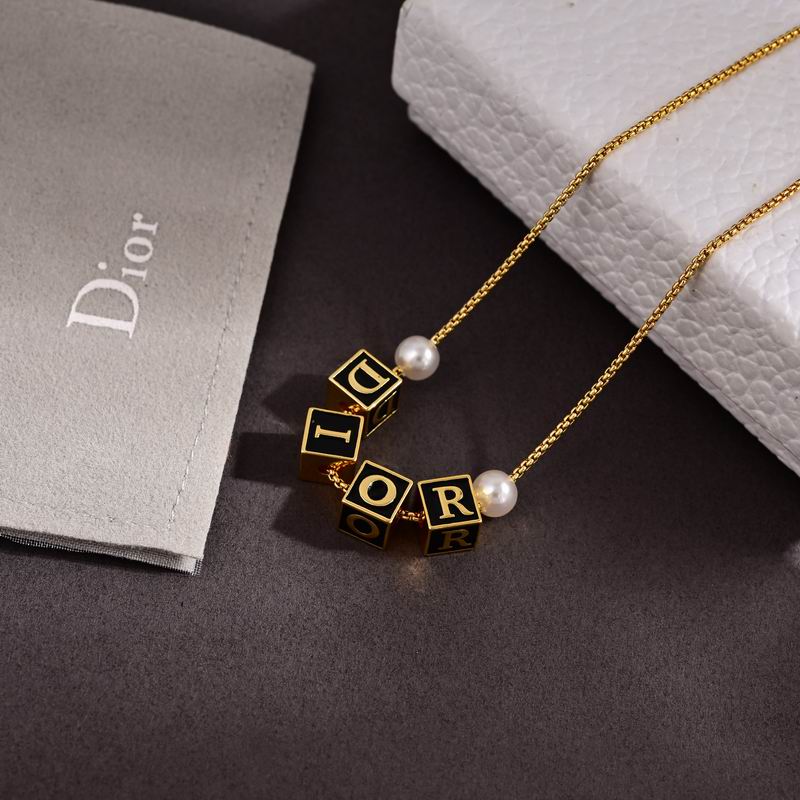 Dior Necklace 05yxh41 (4)