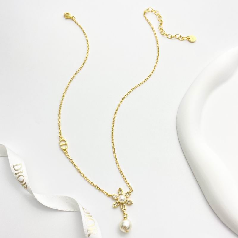 Dior Necklace 05yxh57 (4)