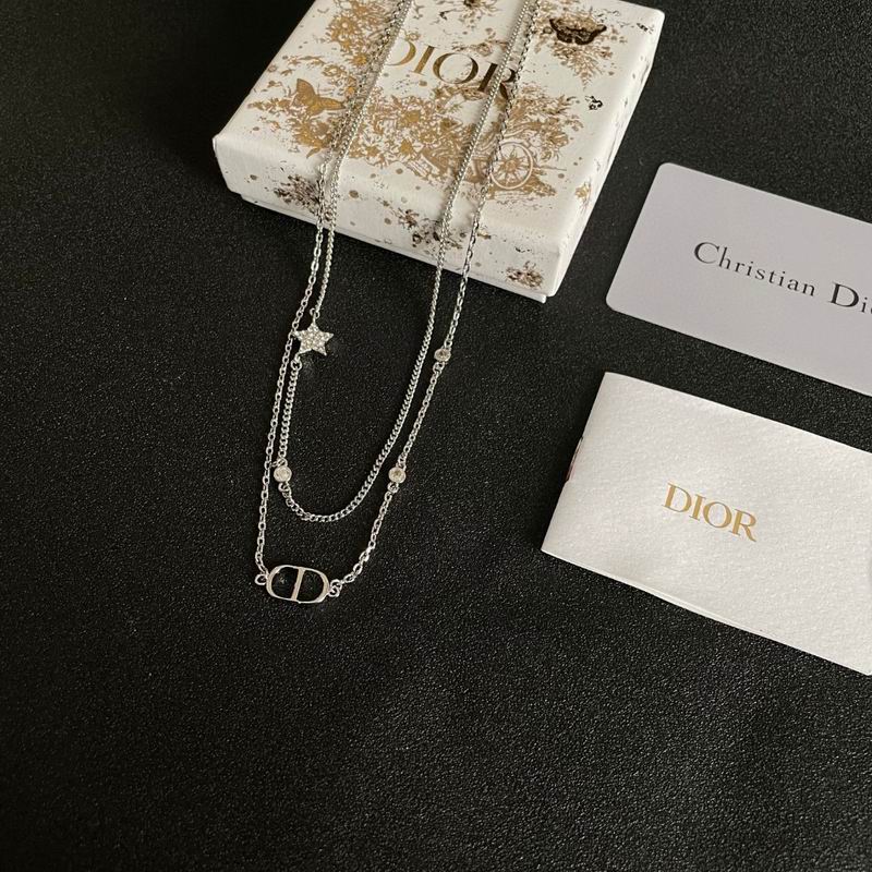 Dior Necklace 05yxh62 (5)
