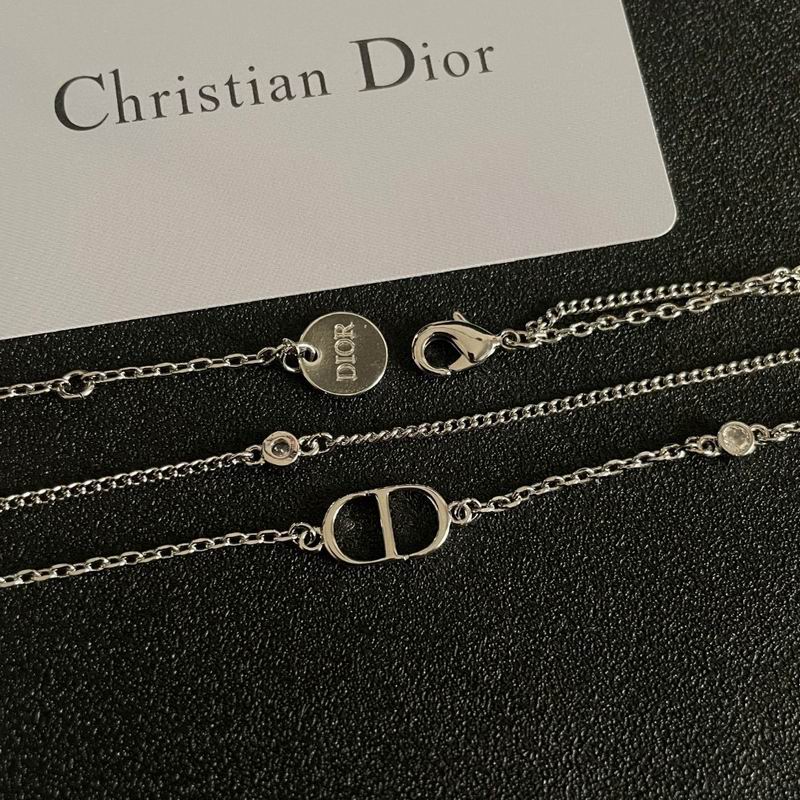 Dior Necklace 05yxh62 (7)