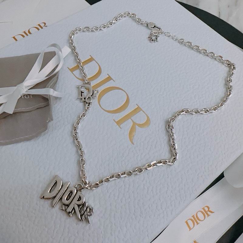 Dior Necklace 05yxh65 (1)