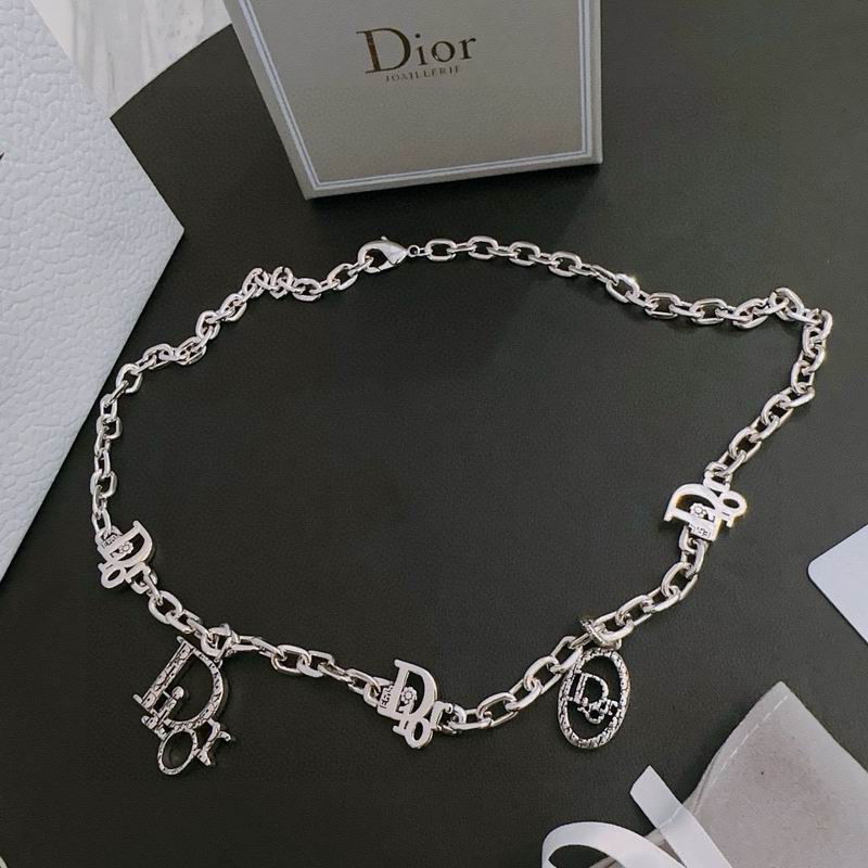 Dior Necklace 05yxh67 (1)