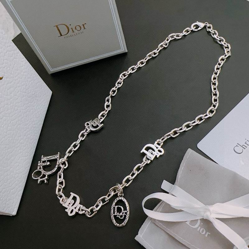 Dior Necklace 05yxh67 (3)