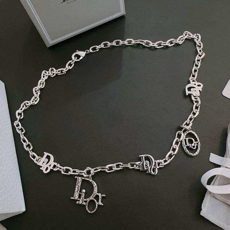 Dior Necklace 05yxh67 (5)