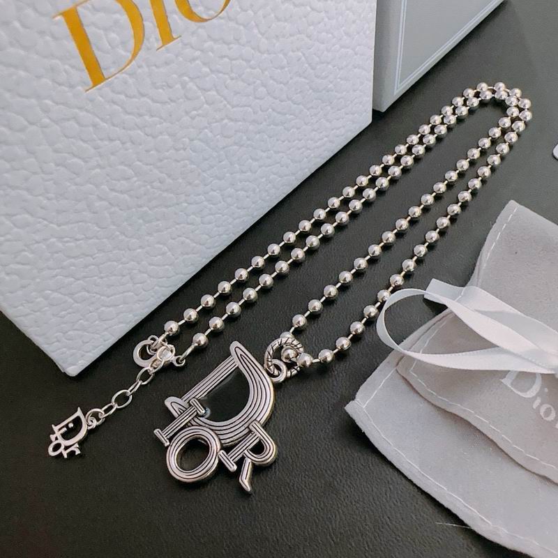 Dior Necklace 05yxh71 (1)