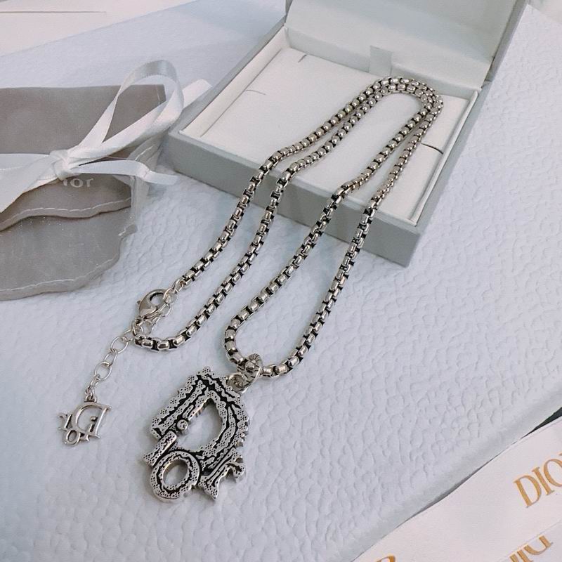 Dior Necklace 05yxh75 (5)