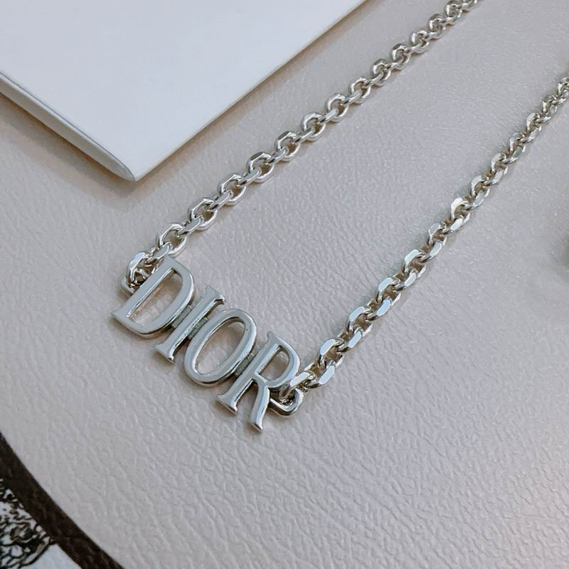 Dior Necklace 05yxh77 (6)