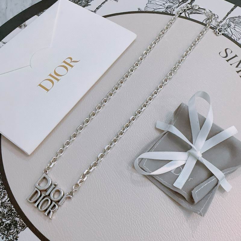 Dior Necklace 05yxh78 (2)