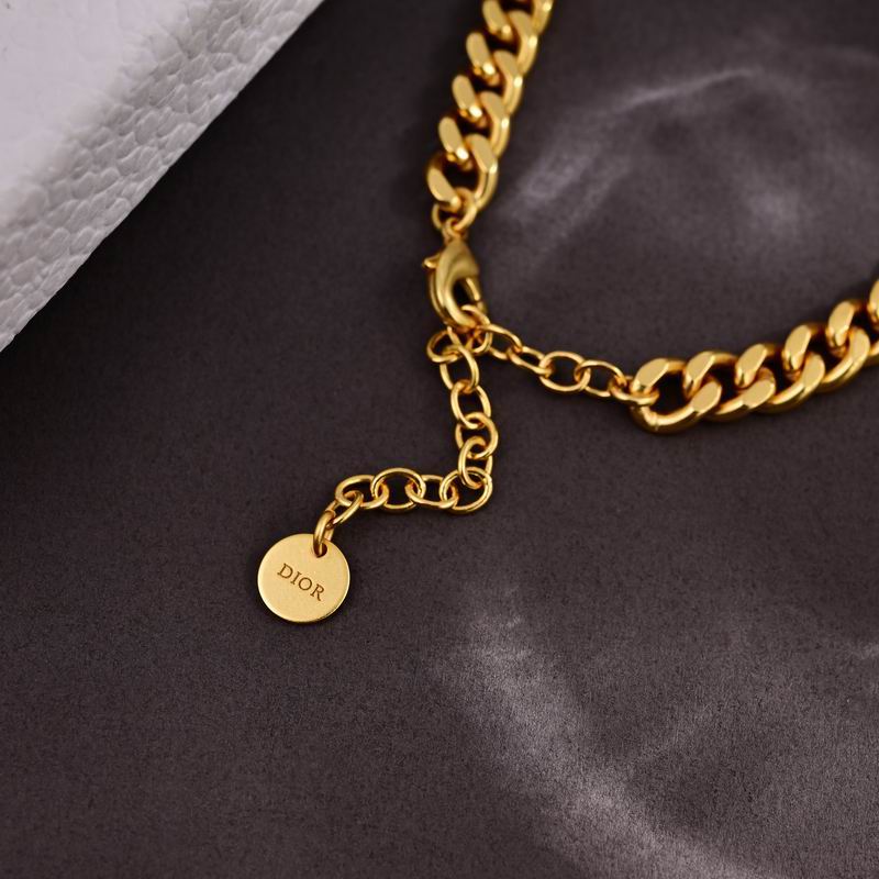 Dior Necklace 05yxh80 (2)
