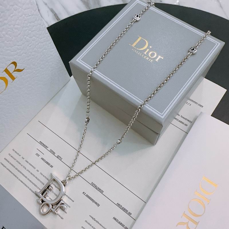 Dior Necklace 05yxh82 (5)