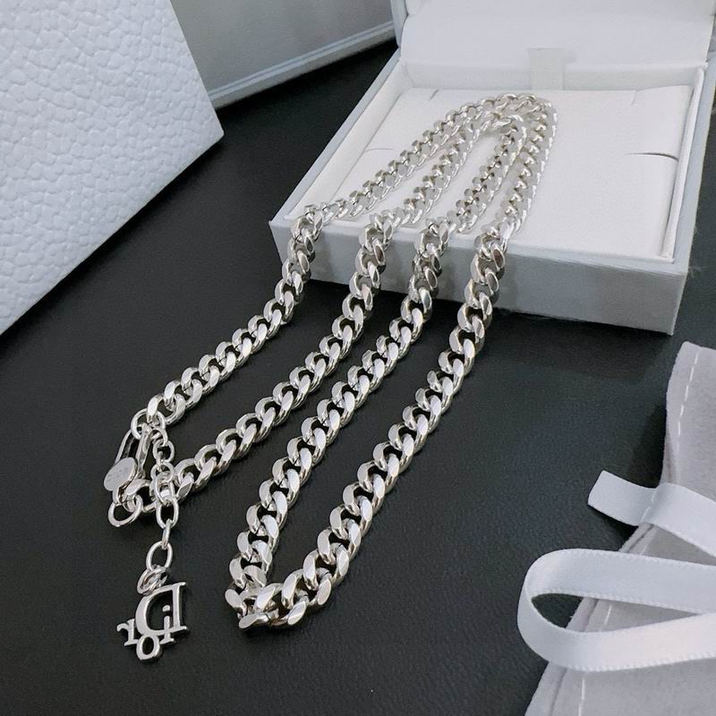 Dior Necklace 05yxh86 (6)
