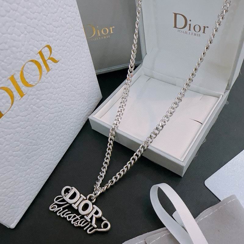 Dior Necklace 05yxh87 (1)