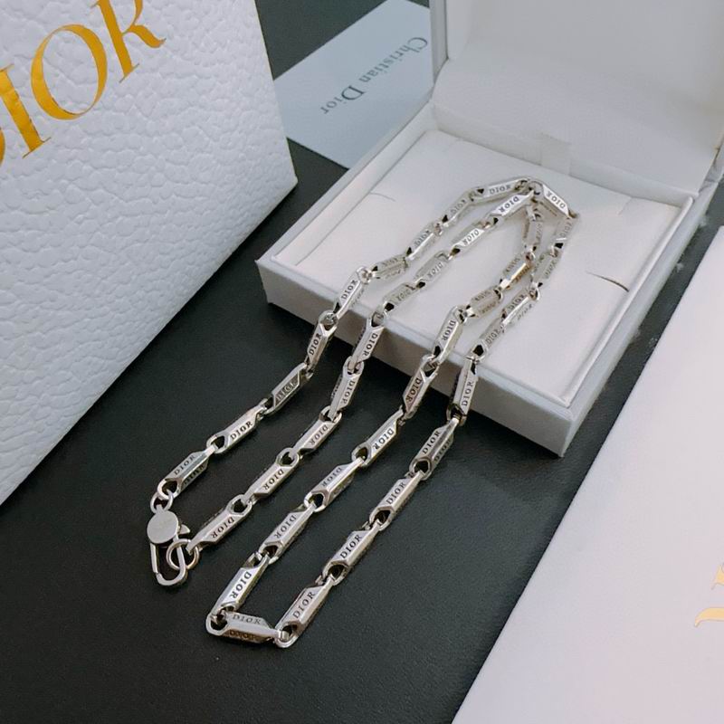 Dior Necklace 06yxh02 (1)