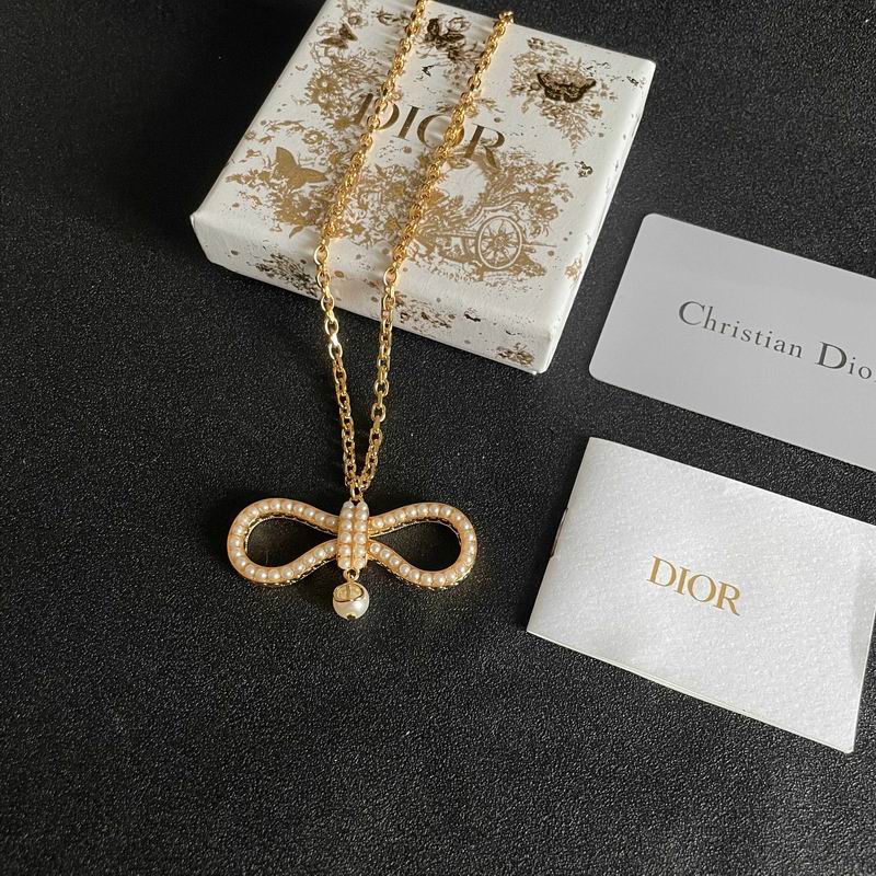 Dior Necklace 06yxh08 (1)