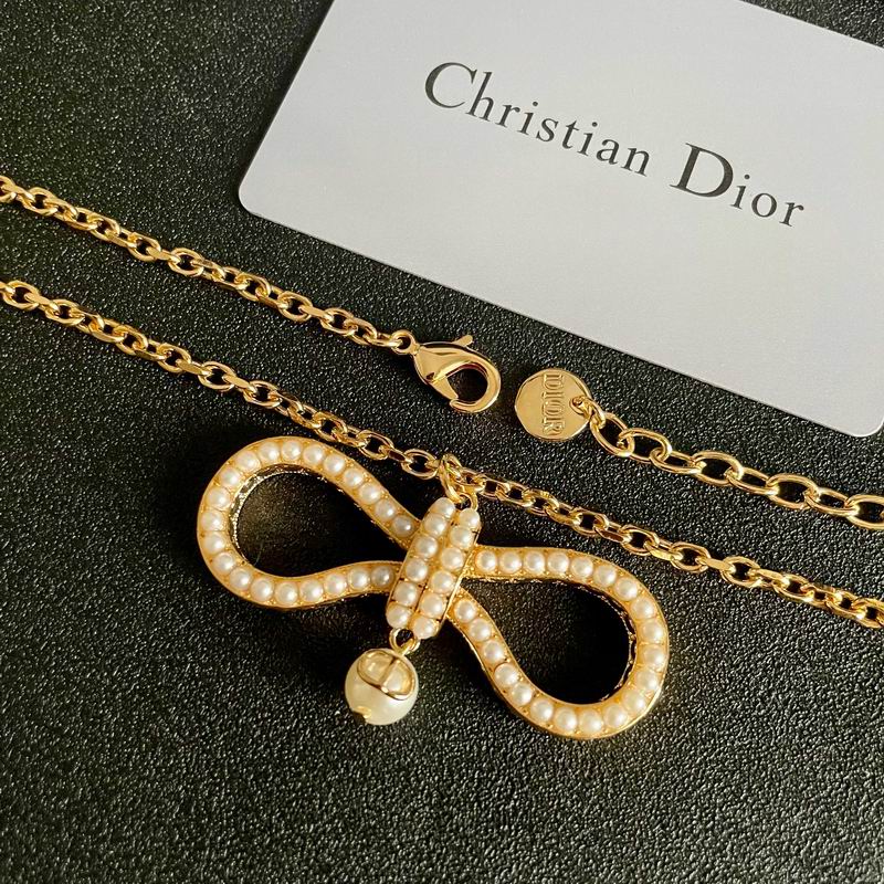 Dior Necklace 06yxh08 (3)