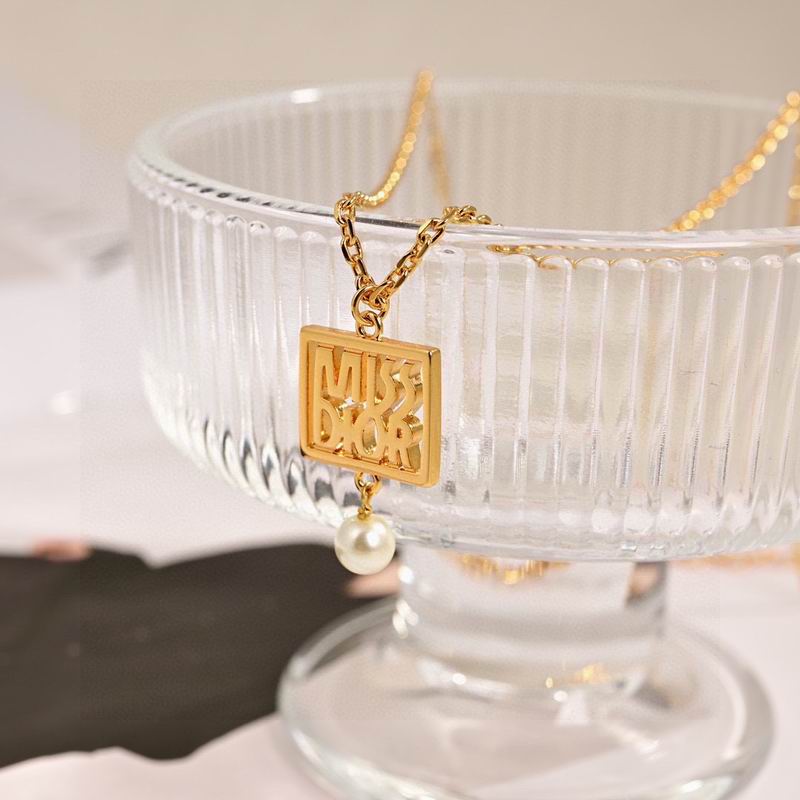 Dior Necklace 06yxh11 (3)