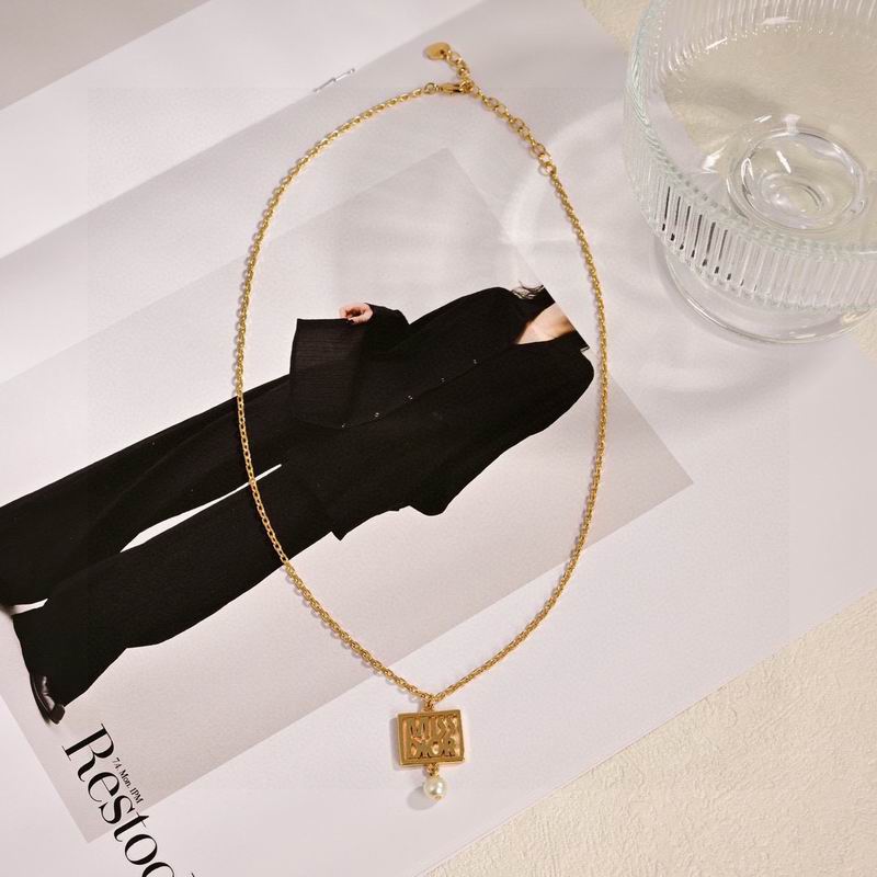 Dior Necklace 06yxh11 (4)