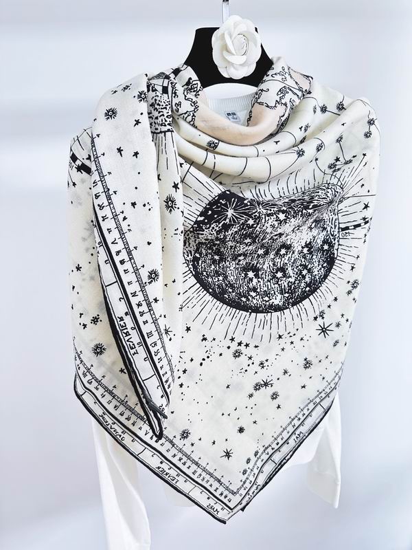 Dior Scarf 135X135cm 70%羊毛 30%真丝 E06 (2)
