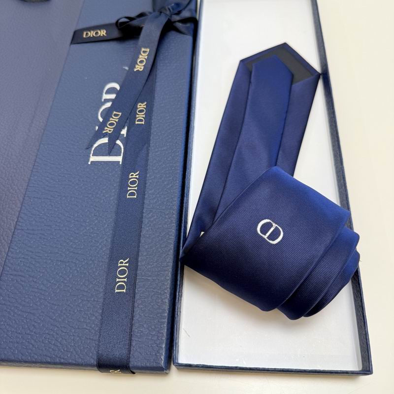 Dior Tie hm (225)