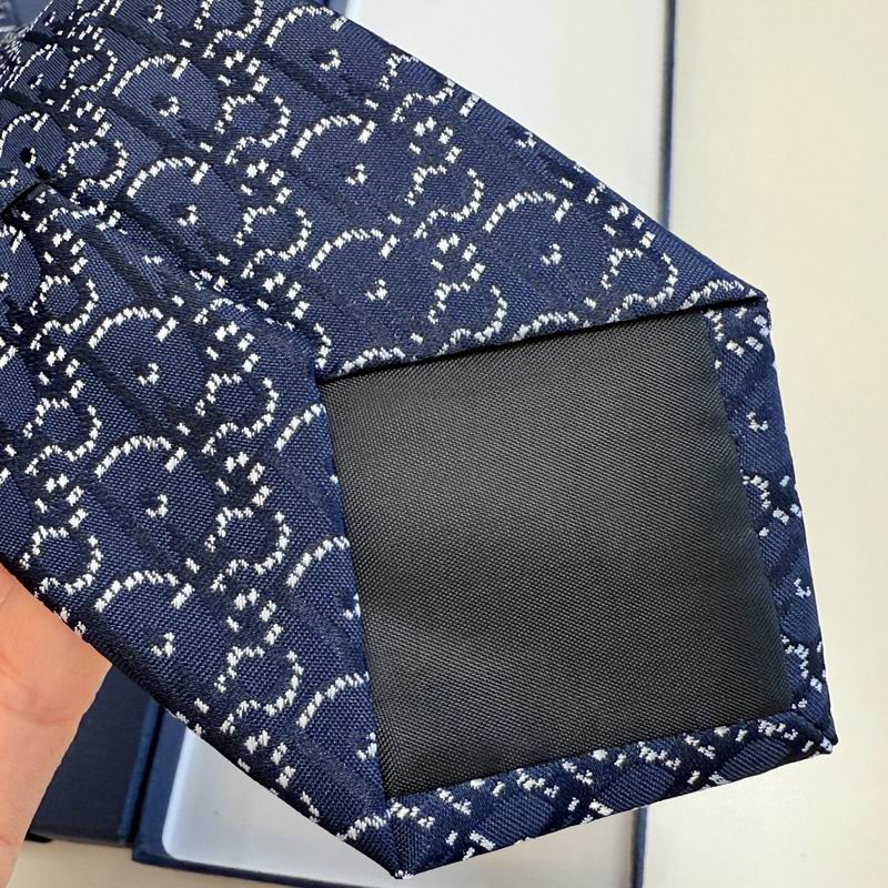 Dior Tie hm (3)