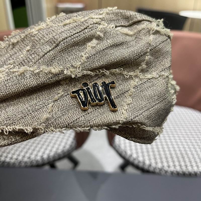 Dior beret (51)