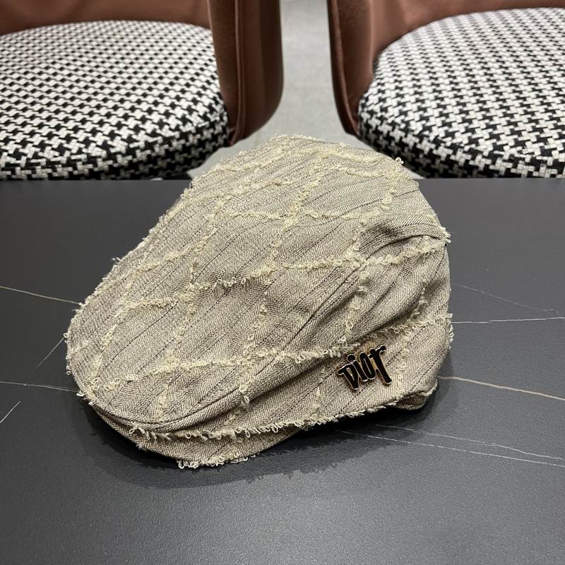Dior beret (56)