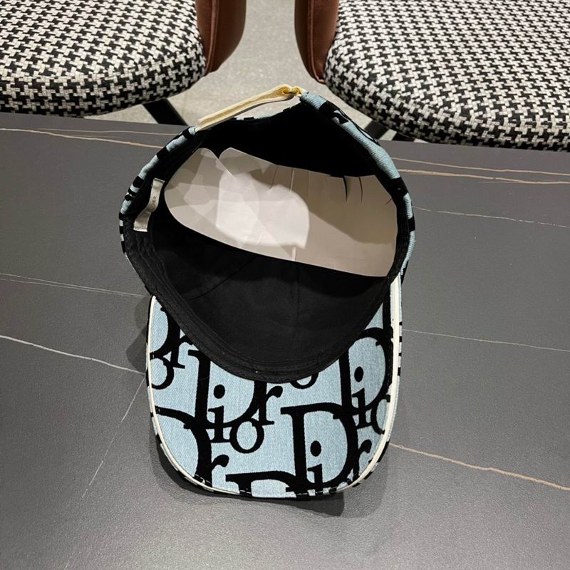 Dior cap (126)