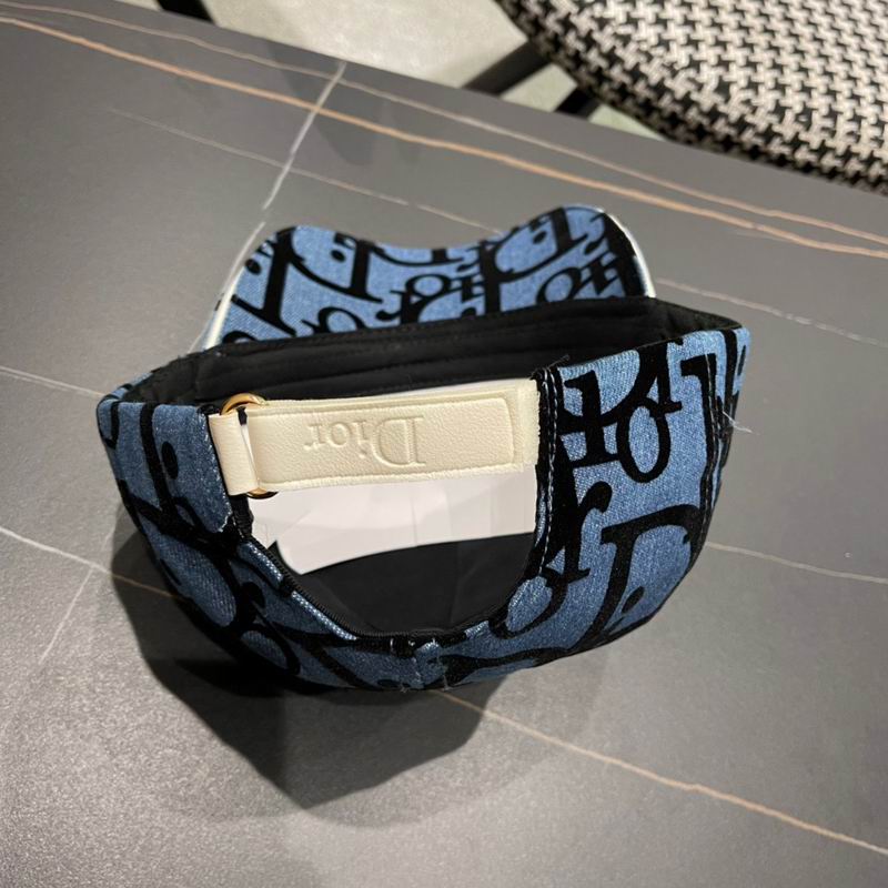 Dior cap (137)