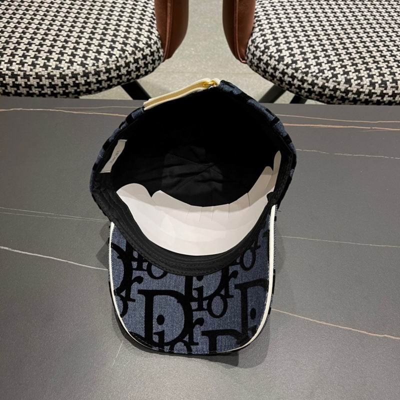 Dior cap (156)