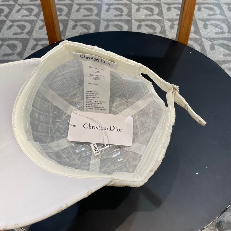 Dior cap (192)