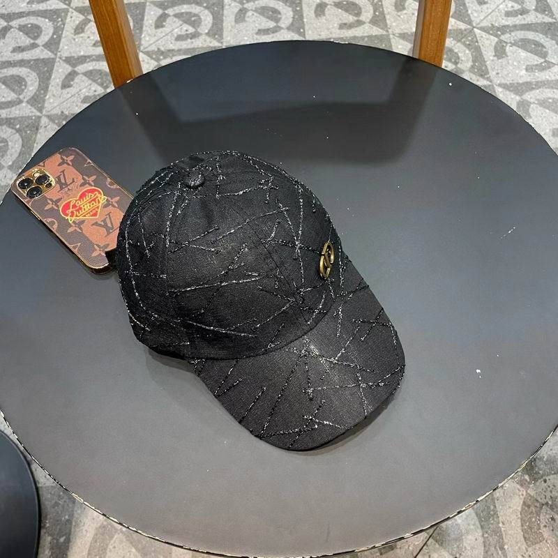 Dior cap (205)