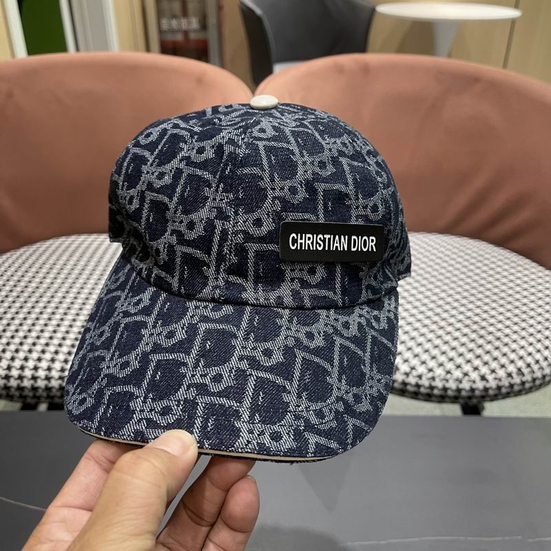 Dior cap (224)