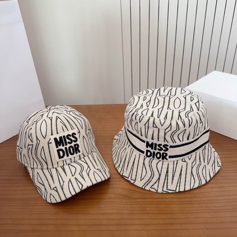 Dior hat dx (116)