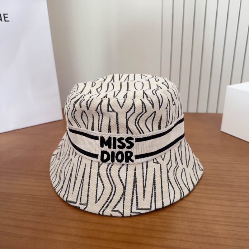 Dior hat dx (117)