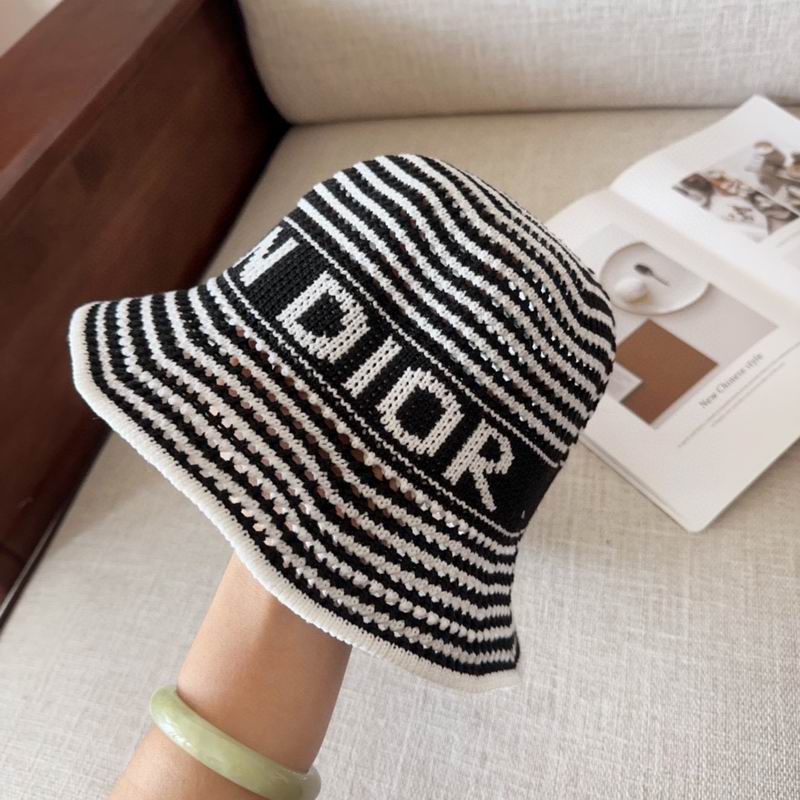 Dior hat dx (122)