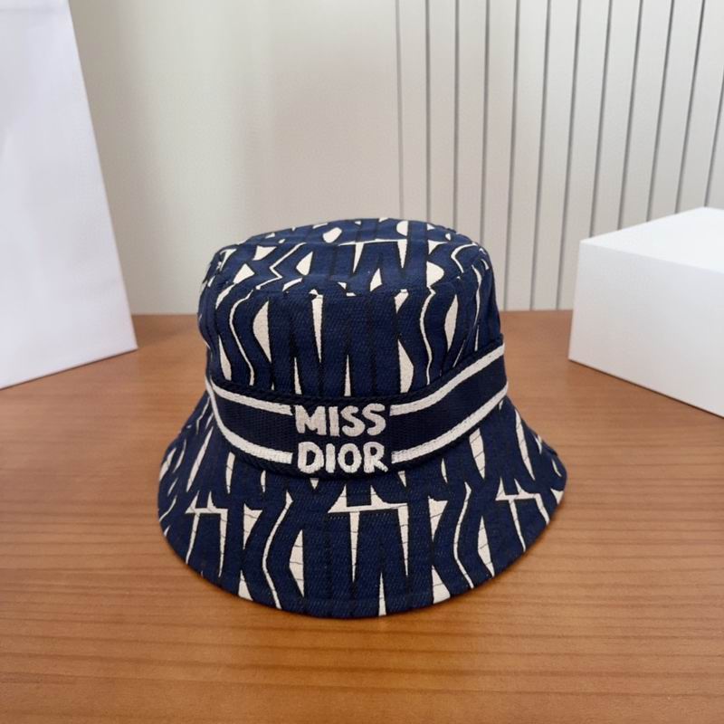 Dior hat dx (133)