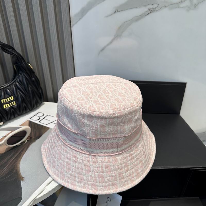 Dior hat dx (1795)