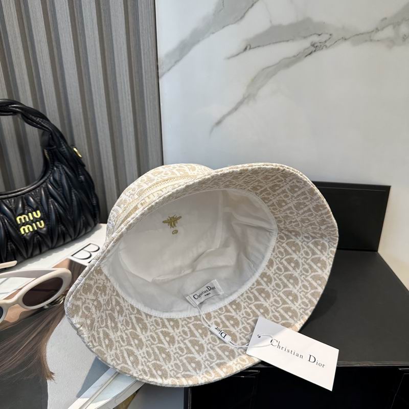 Dior hat dx (1812)