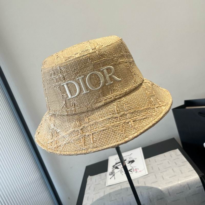 Dior hat dx (350)