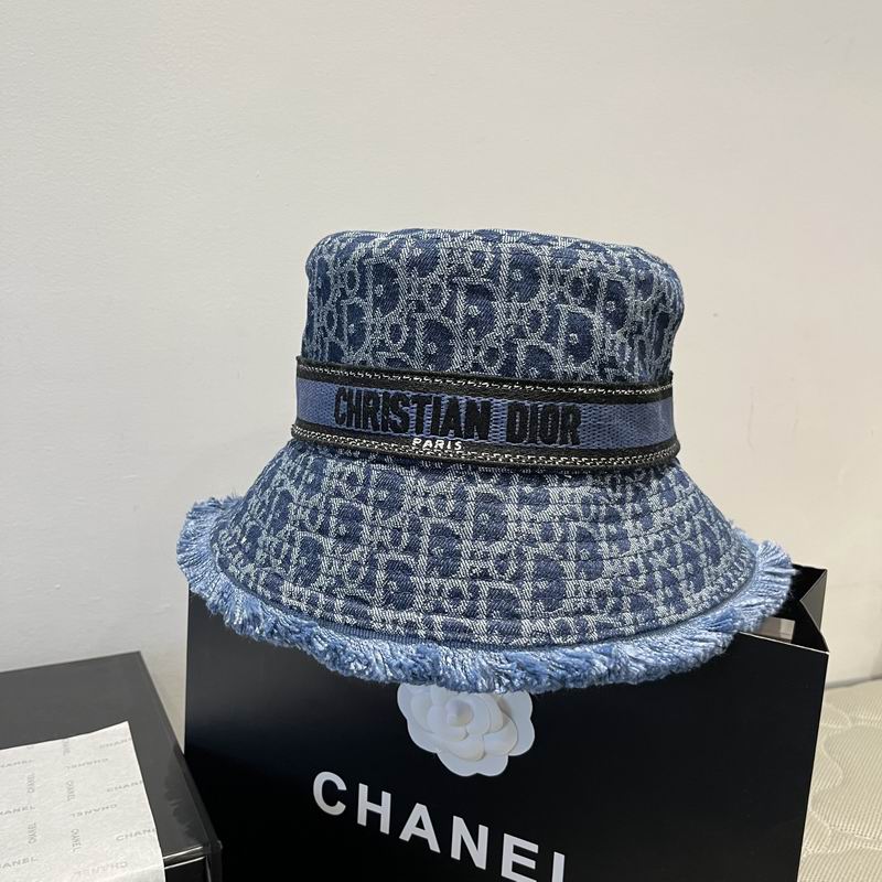 Dior hat dx (443)